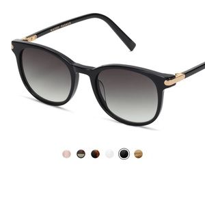 Like new Durand Wide Sunglasses Black and Polished Gold